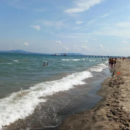 морски оазис Burgas City